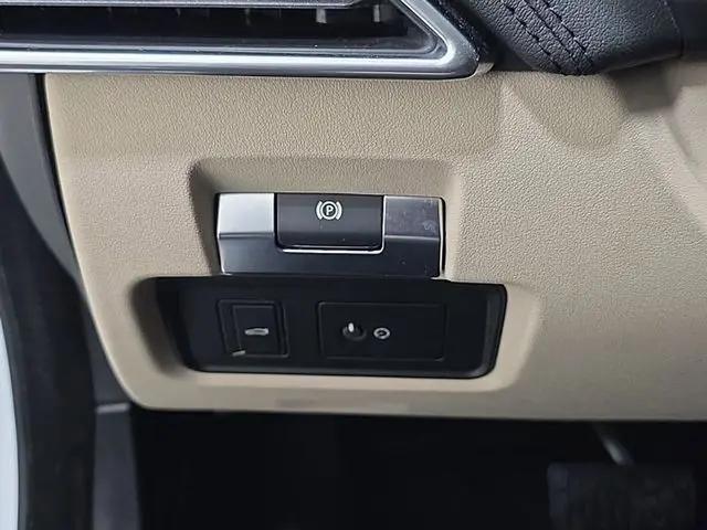 2020 Jaguar XE S AWD Automatic