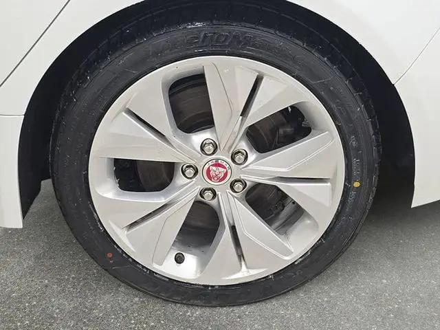 2020 Jaguar XE S AWD Automatic