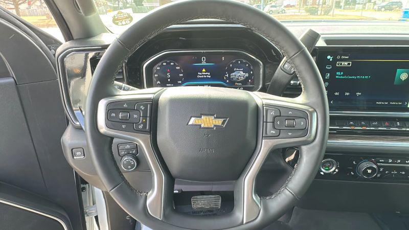 2024 Chevrolet Silverado 1500 4WD Double Cab Standard Bed LT with 2FT