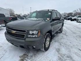 2011 Chevrolet Avalanche LT1 for sale in Roseville, MI