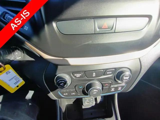 2016 Jeep Cherokee Sport