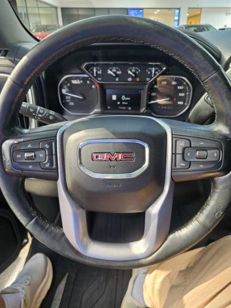 2021 GMC Sierra 1500 4WD Crew Cab Short Box SLT
