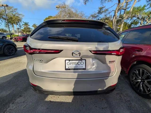 2026 Mazda CX-50 Hybrid Premium