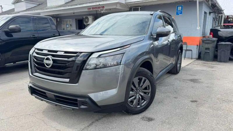 2024 Nissan Pathfinder SV 4WD