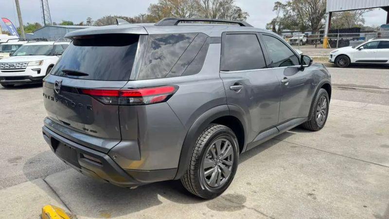 2024 Nissan Pathfinder SV 4WD