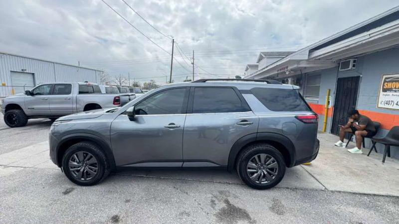 2024 Nissan Pathfinder SV 4WD