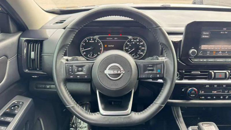 2024 Nissan Pathfinder SV 4WD