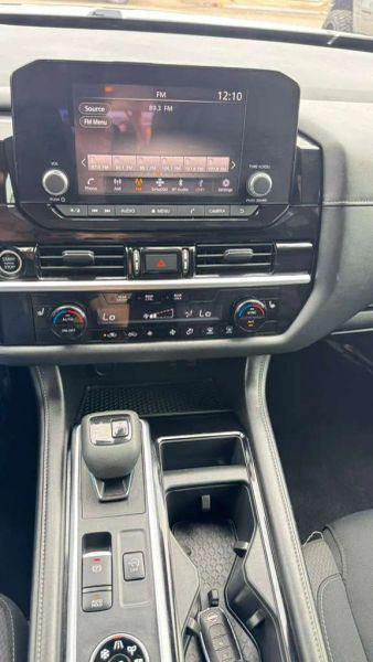 2024 Nissan Pathfinder SV 4WD