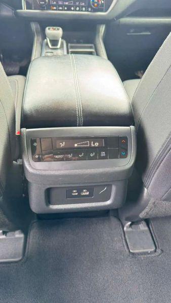 2024 Nissan Pathfinder SV 4WD