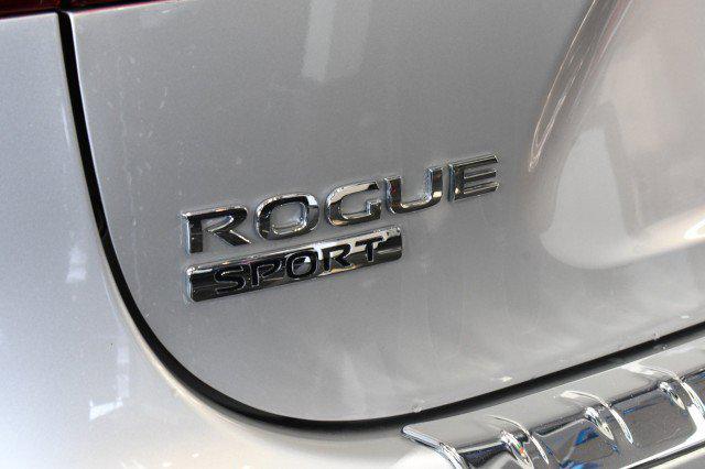 2022 Nissan Rogue Sport SL AWD Xtronic CVT