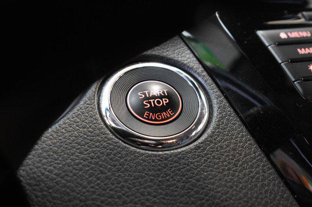 2022 Nissan Rogue Sport SL AWD Xtronic CVT