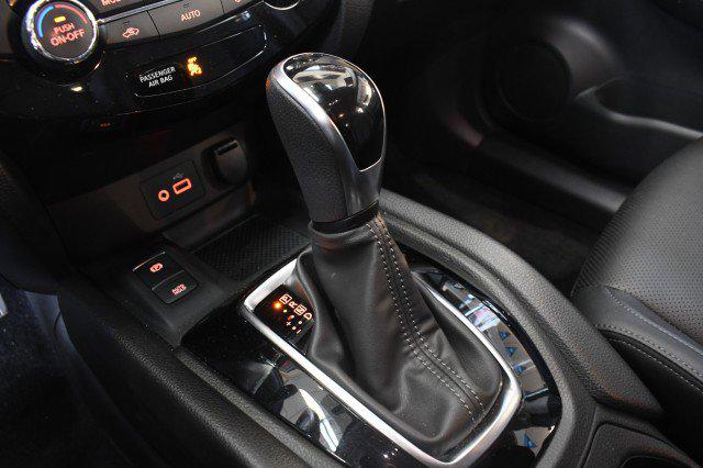 2022 Nissan Rogue Sport SL AWD Xtronic CVT