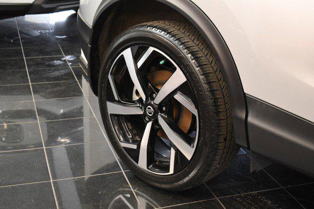 2022 Nissan Rogue Sport SL AWD Xtronic CVT