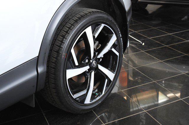 2022 Nissan Rogue Sport SL AWD Xtronic CVT