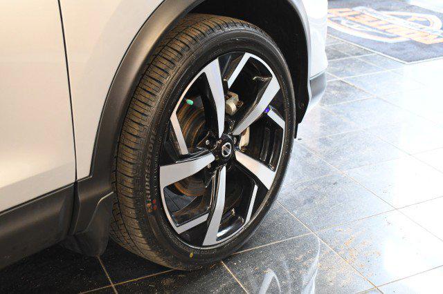 2022 Nissan Rogue Sport SL AWD Xtronic CVT