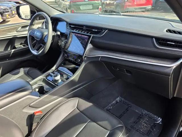 2024 Jeep Grand Cherokee L Limited 4x4