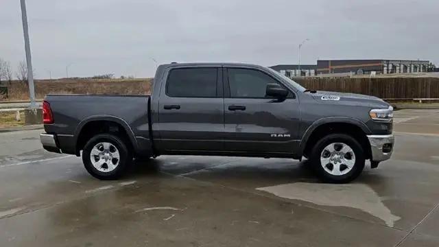 2025 Ram 1500 Big Horn Crew Cab 4x4 5'7" Box