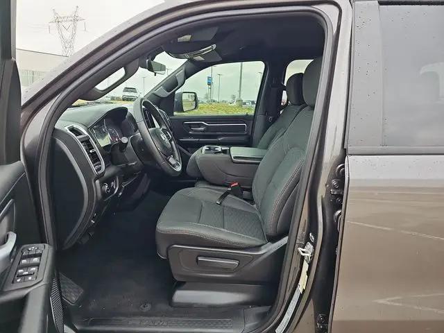 2025 Ram 1500 Big Horn Crew Cab 4x4 5'7" Box