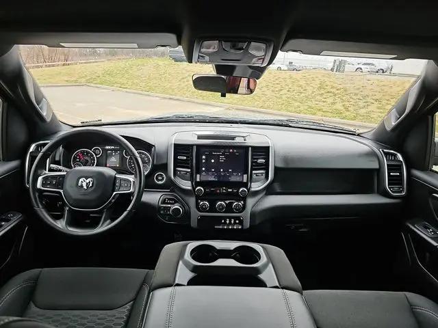 2025 Ram 1500 Big Horn Crew Cab 4x4 5'7" Box