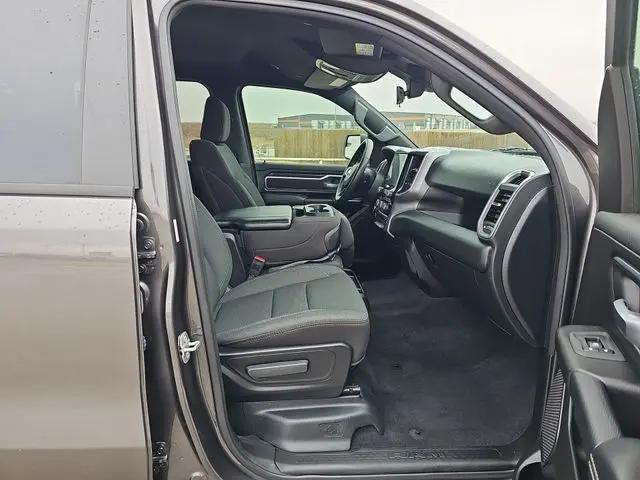 2025 Ram 1500 Big Horn Crew Cab 4x4 5'7" Box