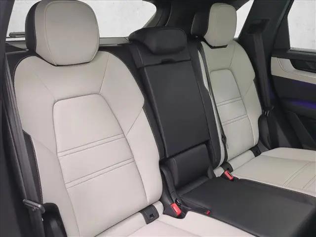 2025 Porsche Cayenne Cayenne