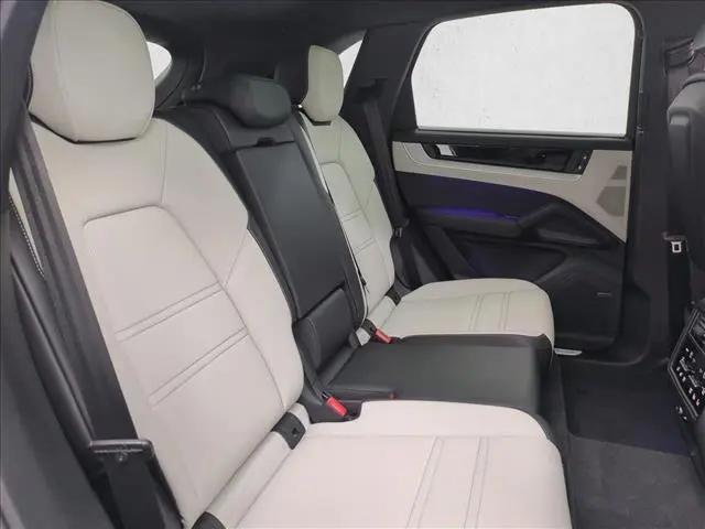 2025 Porsche Cayenne Cayenne