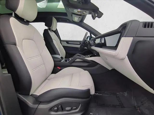 2025 Porsche Cayenne Cayenne