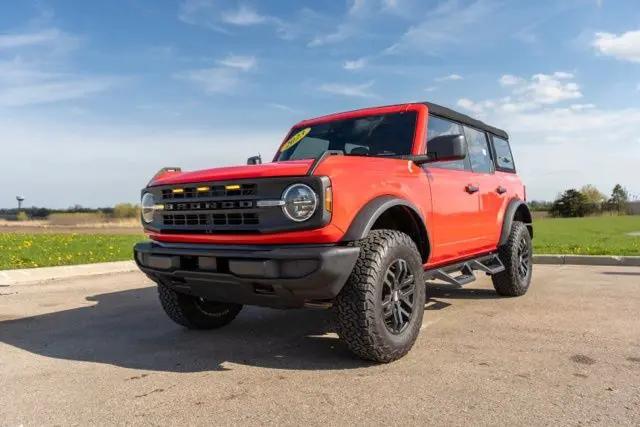 2023 Ford Bronco Base