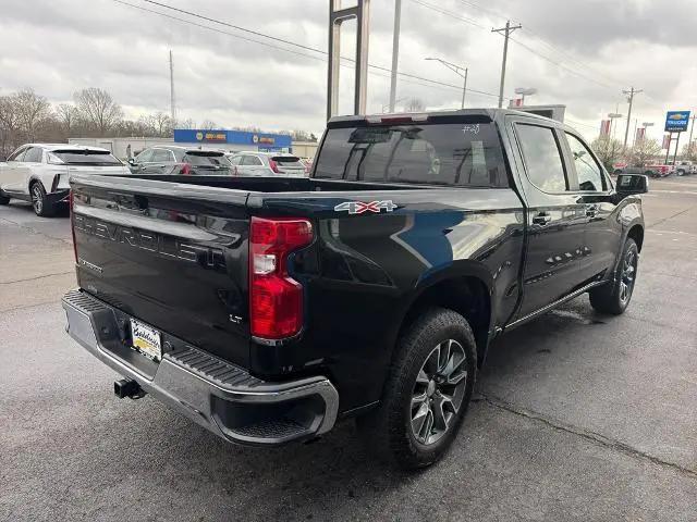 2023 Chevrolet Silverado 1500 4WD Crew Cab Short Bed LT with 2FL