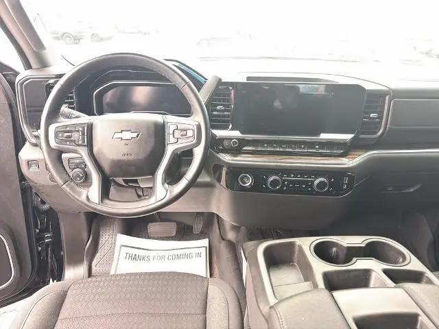 2023 Chevrolet Silverado 1500 4WD Crew Cab Short Bed LT with 2FL