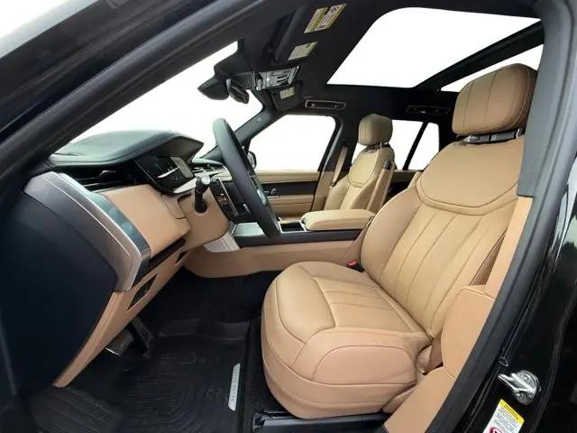 2026 Land Rover Range Rover P400 SE