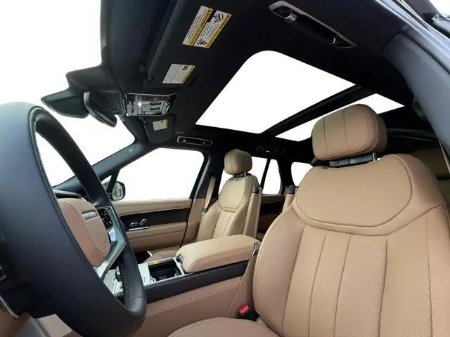 2026 Land Rover Range Rover P400 SE