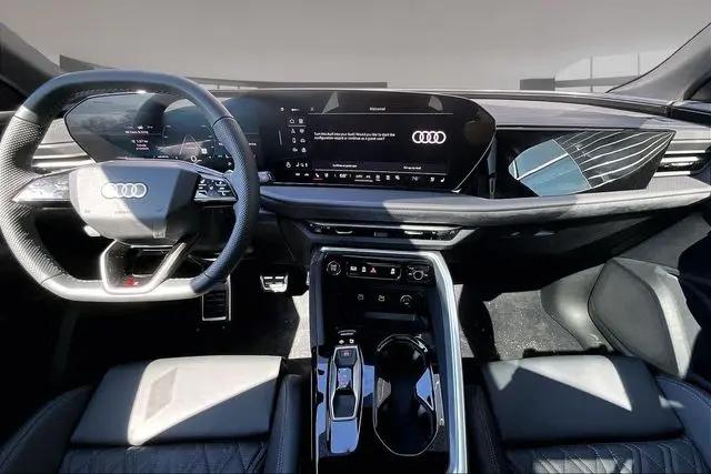 2025 Audi SQ5 Premium Plus TFSI quattro S tronic