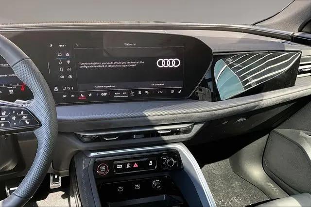 2025 Audi SQ5 Premium Plus TFSI quattro S tronic