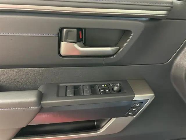 2026 Toyota Tundra Platinum CrewMax 5.5' Bed
