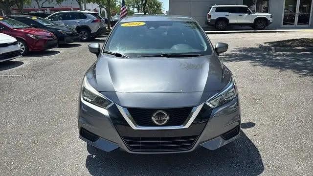 2021 Nissan Versa SV Xtronic CVT
