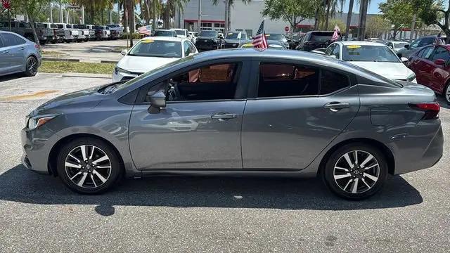 2021 Nissan Versa SV Xtronic CVT