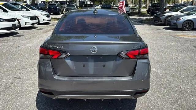 2021 Nissan Versa SV Xtronic CVT
