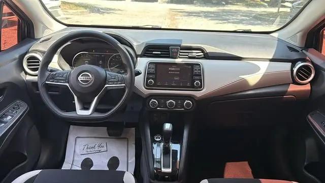 2021 Nissan Versa SV Xtronic CVT