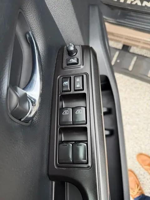 2020 Nissan Titan Crew Cab PRO-4X 4x4