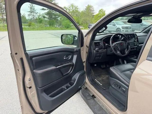2020 Nissan Titan Crew Cab PRO-4X 4x4