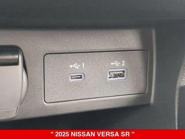 2025 Nissan Versa 1.6 SR