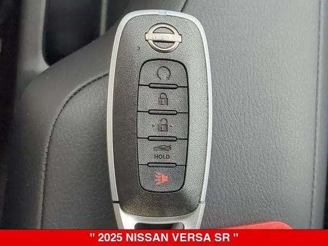 2025 Nissan Versa 1.6 SR
