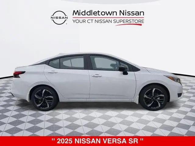2025 Nissan Versa 1.6 SR