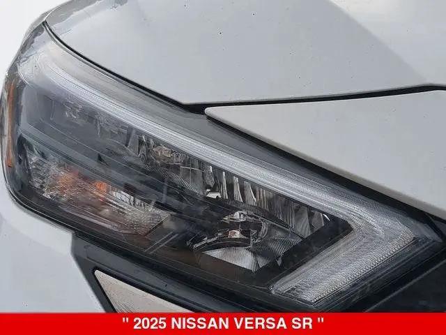 2025 Nissan Versa 1.6 SR