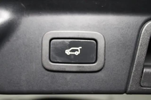 2018 Land Rover Range Rover Velar P380 SE R-Dynamic