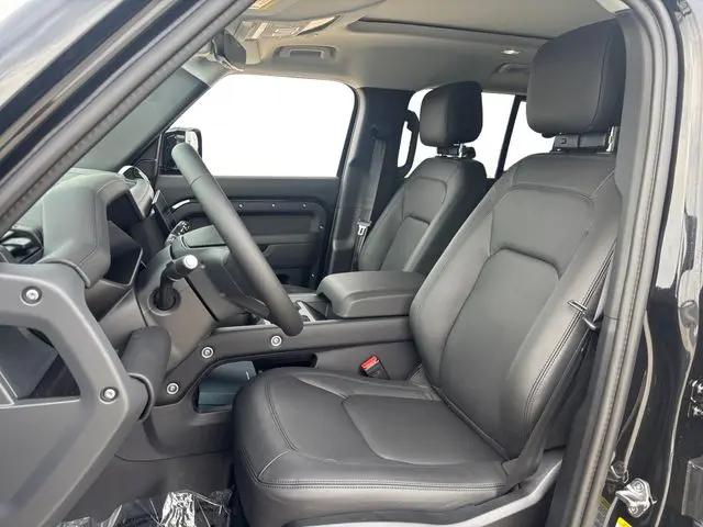 2026 Land Rover Defender P400 X-Dynamic SE