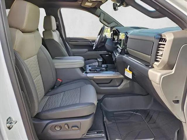 2026 Chevrolet Silverado 1500 4WD Crew Cab Short Bed ZR2