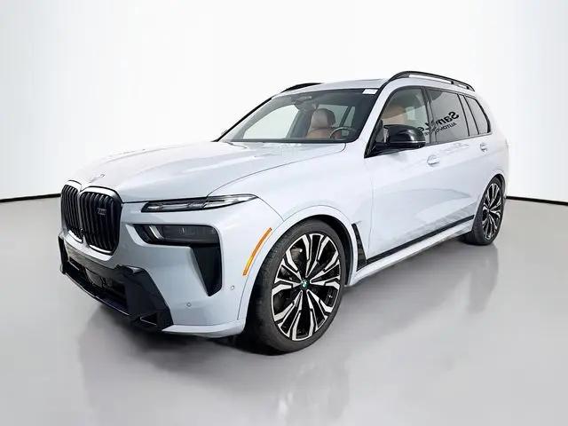 2024 BMW X7 M60i