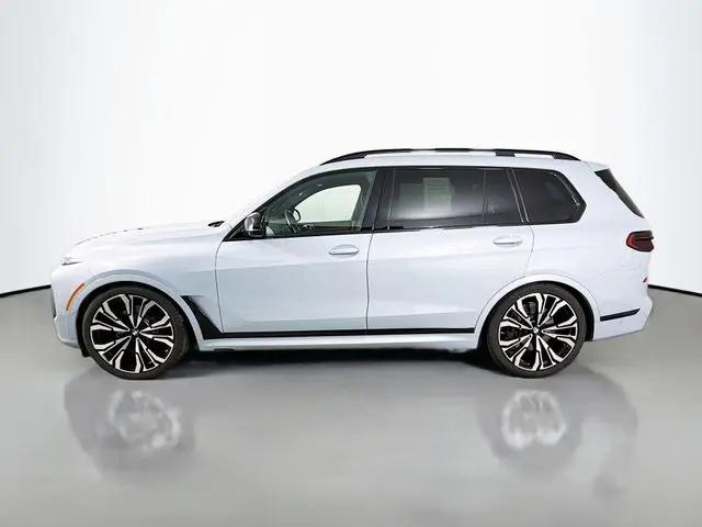 2024 BMW X7 M60i